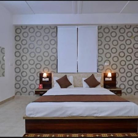 Hotel P.S. Villa Agra  Esterno foto